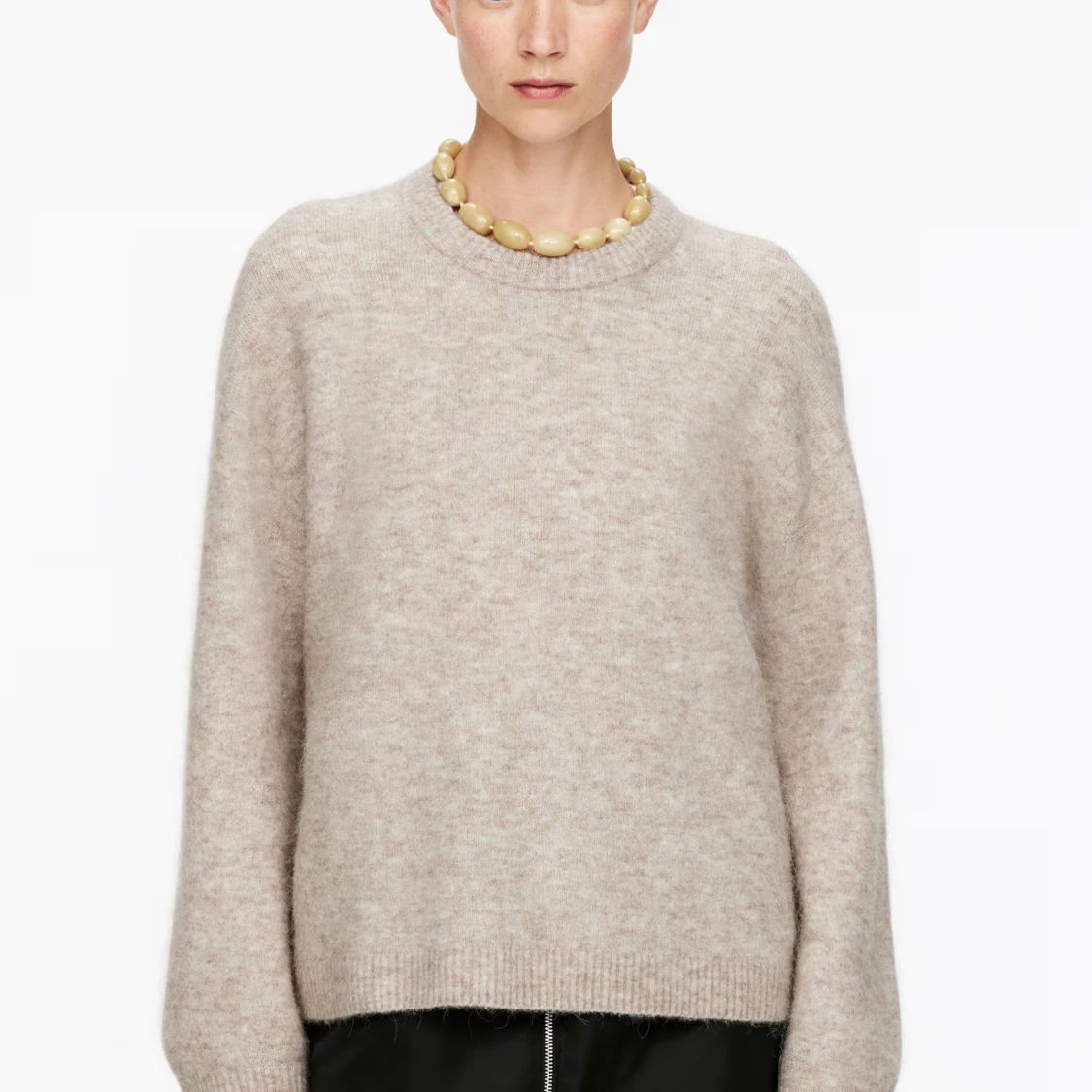 Beige stickad tröja från H&M