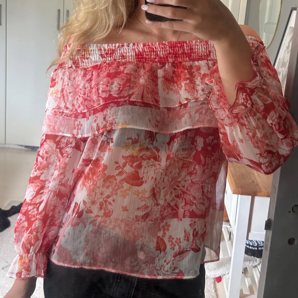 Blommig offshoulder blus från Zara - 2
