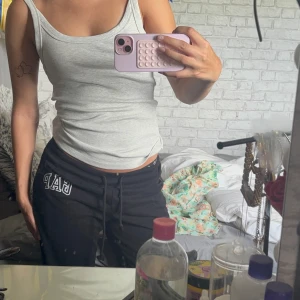 Jättefint linne💘 - Jättesnyggt linne i storlek M, använt fåtal gånger 💗 