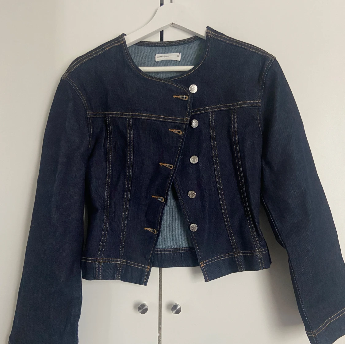 Mörkblå jeansjacka/topp