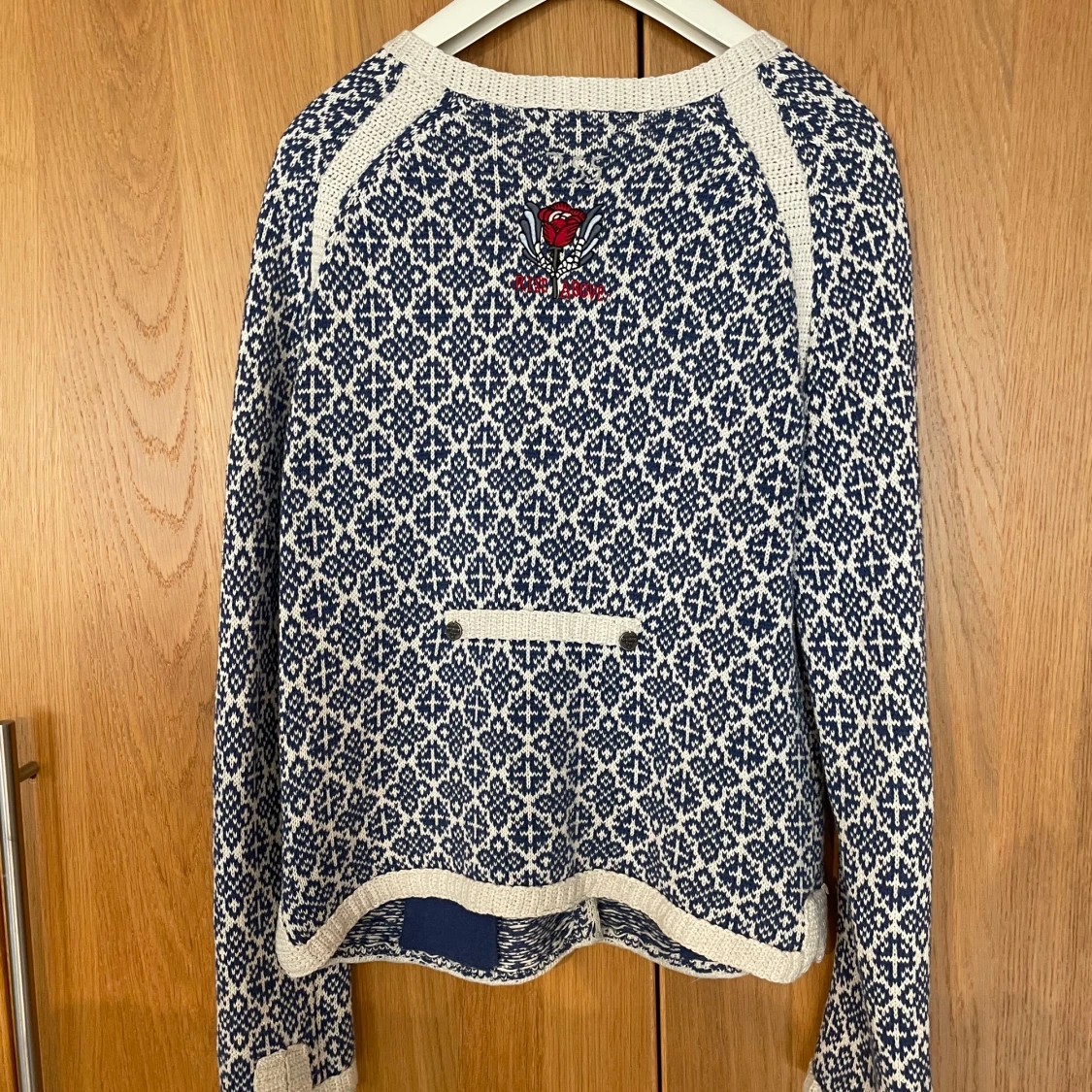 Blåvit stickad kofta Odd Molly - 4