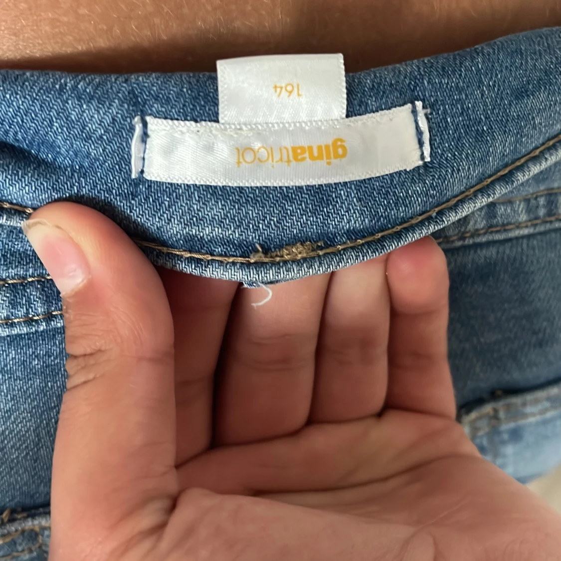 Blå jeans från Gina Tricot, st - 3