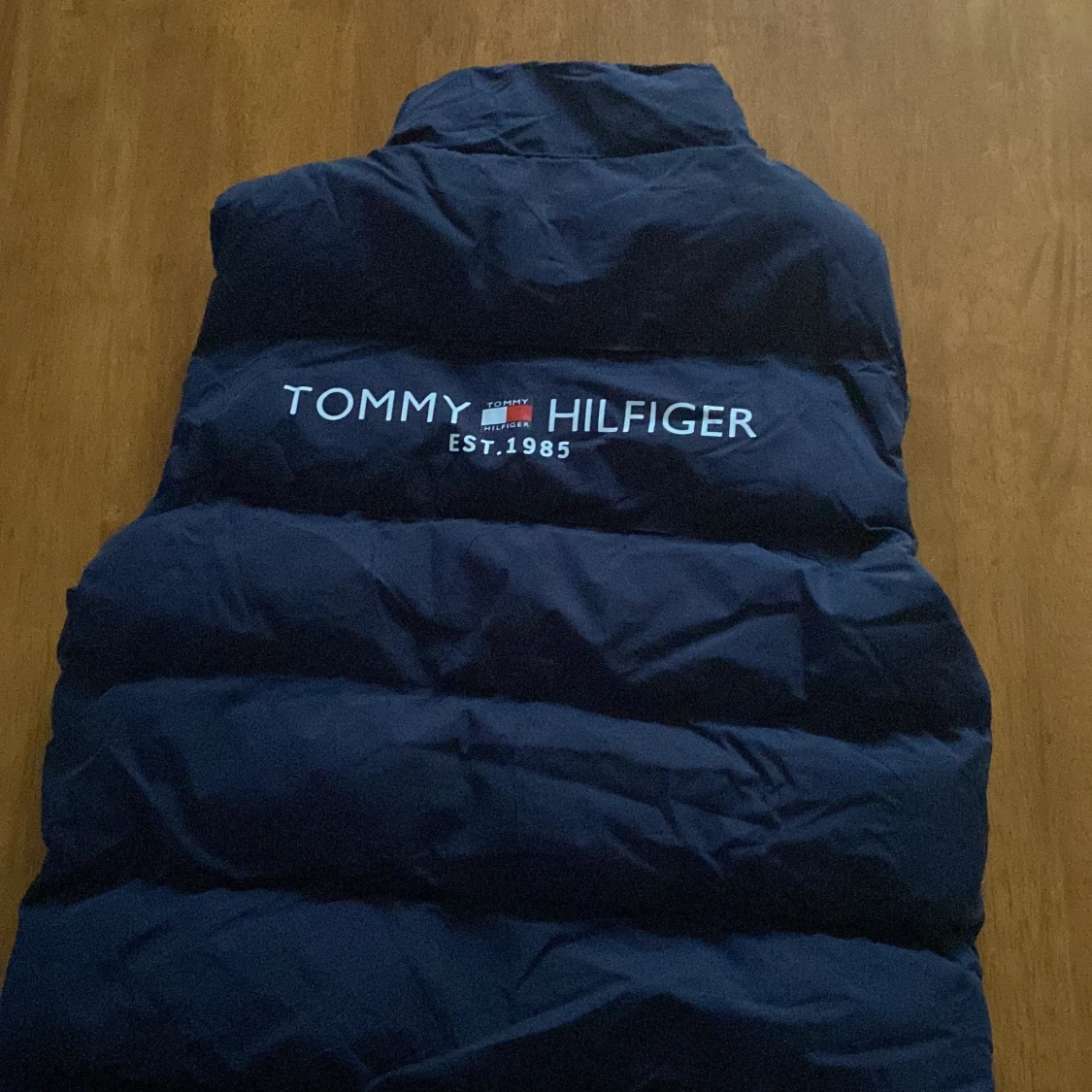 Mörkblå dunväst Tommy Hilfiger - 1