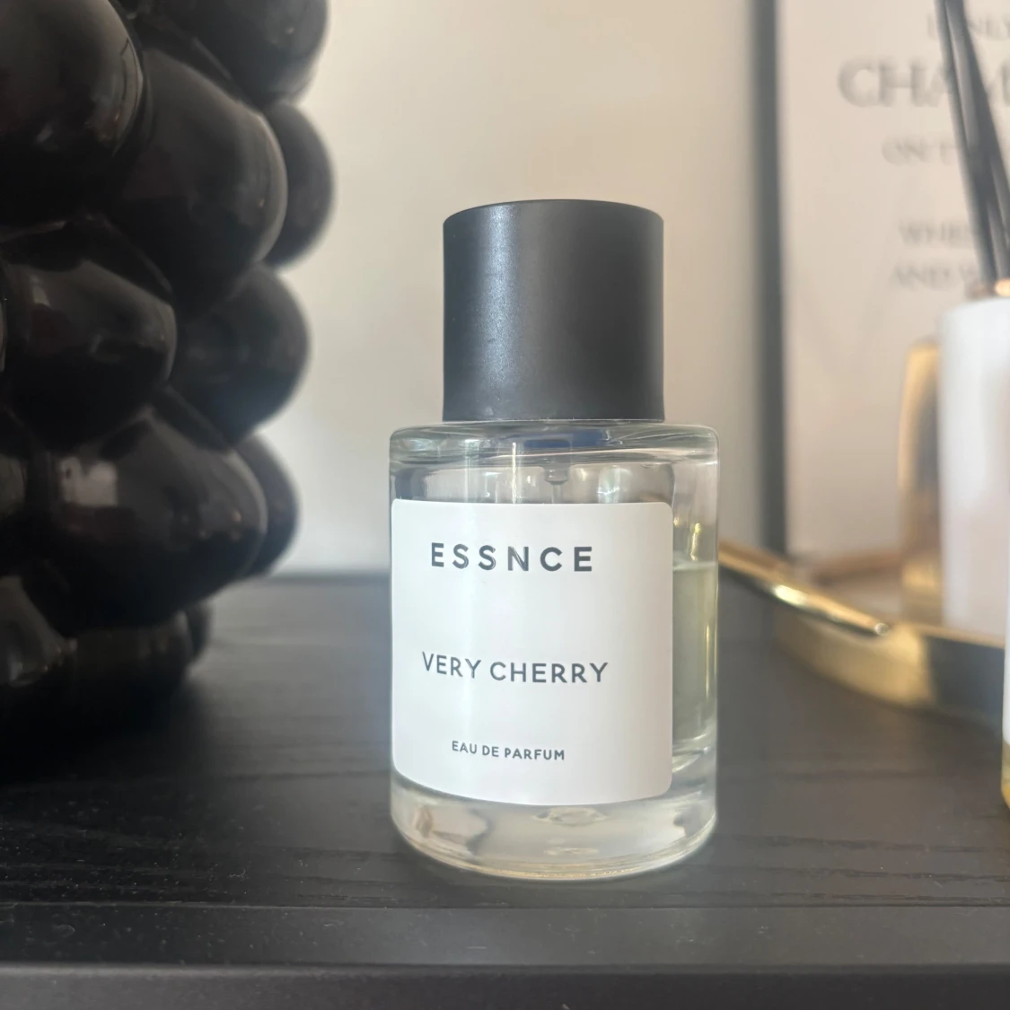 ESSNCE Very Cherry