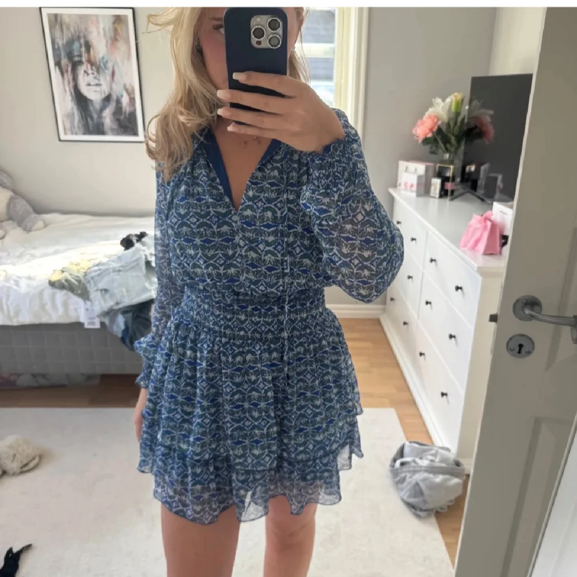 Blå mönstrad kortklänning från Zara