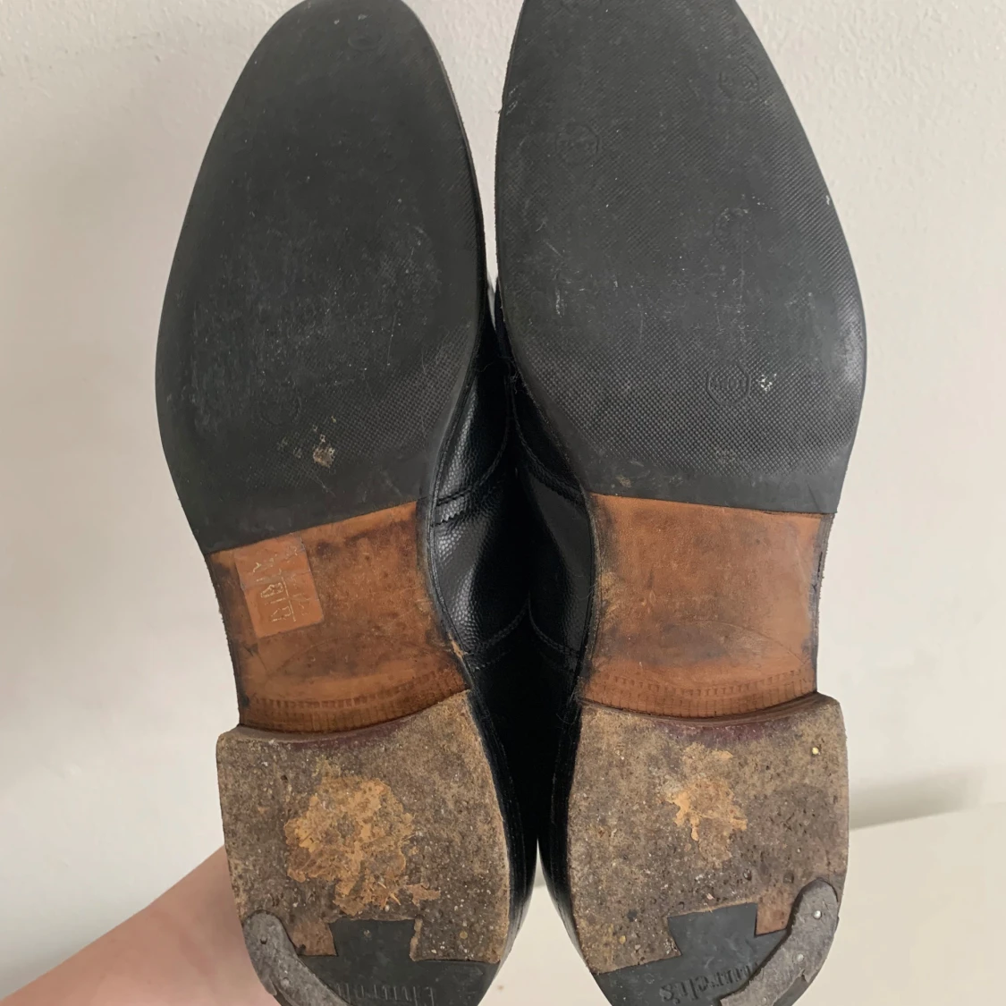 Svarta skinnloafers från Church's - 2