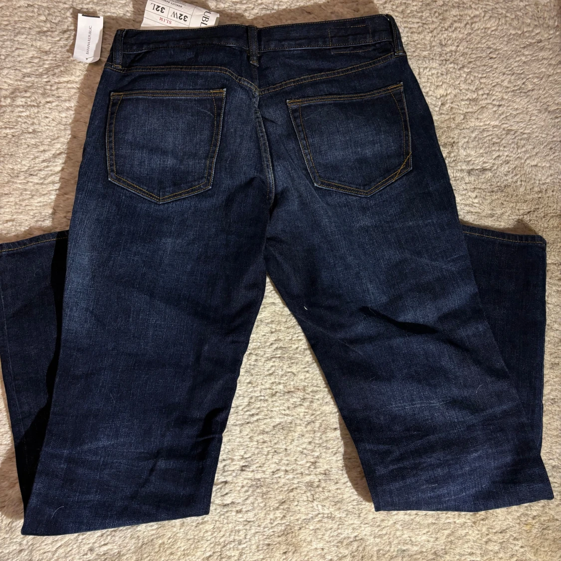 Mörkblå slim jeans från Banana Republic - 2