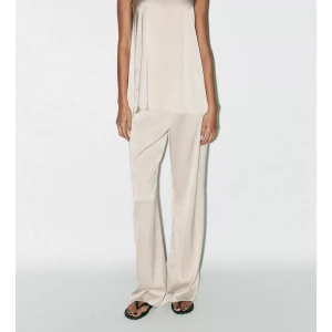 SÖKER ZARA SET!!  - Söker något av dessa från Zara!! 