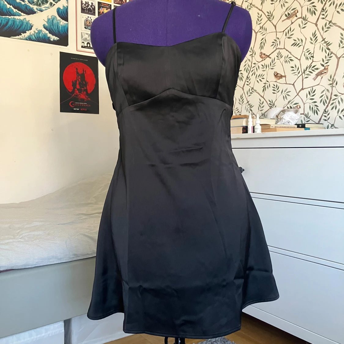 Kort svart klänning