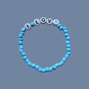 4 st Armband med text - Köp 1 för 15 eller alla 4 för 40