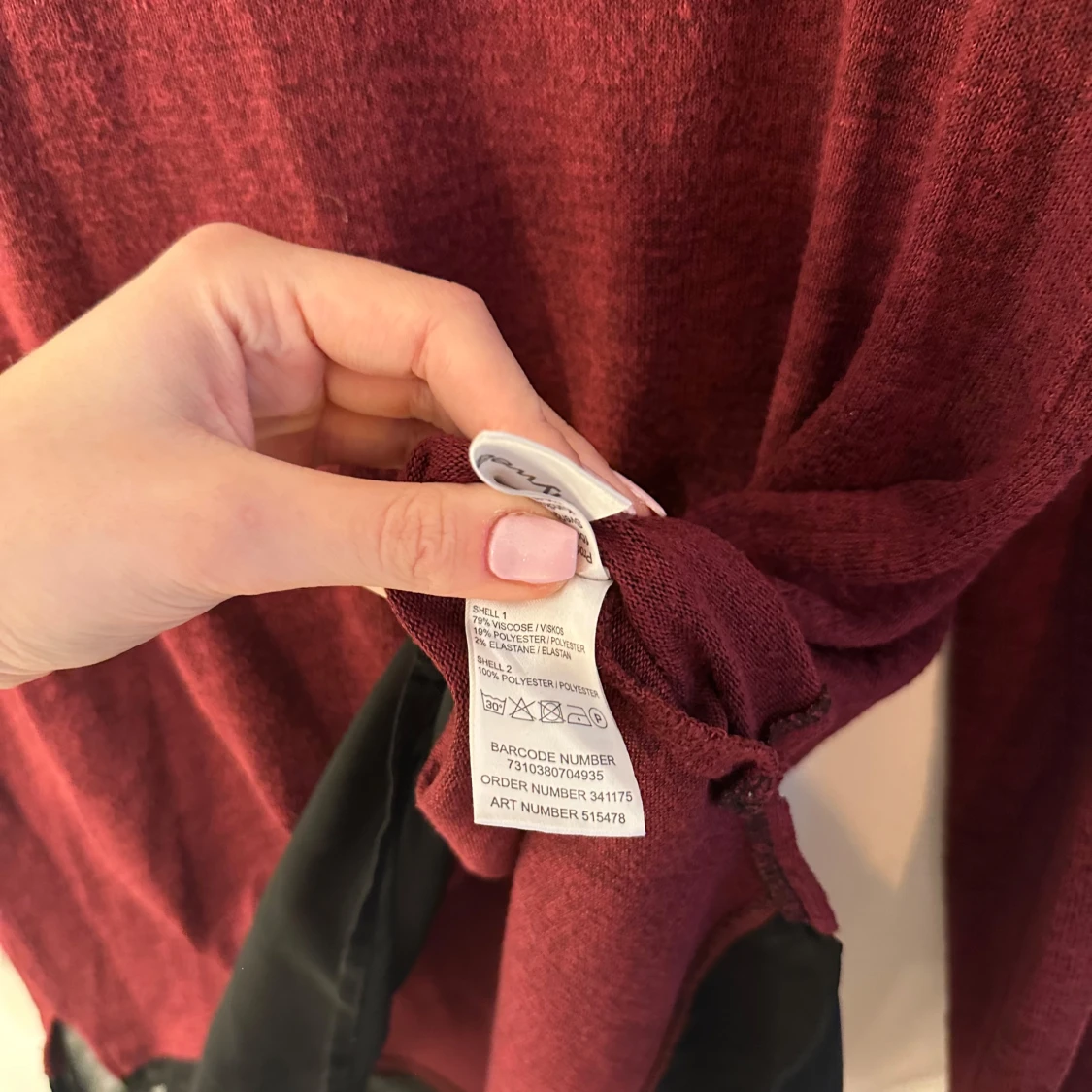 Vinröd långärmad tröja med svart chiffong - 2