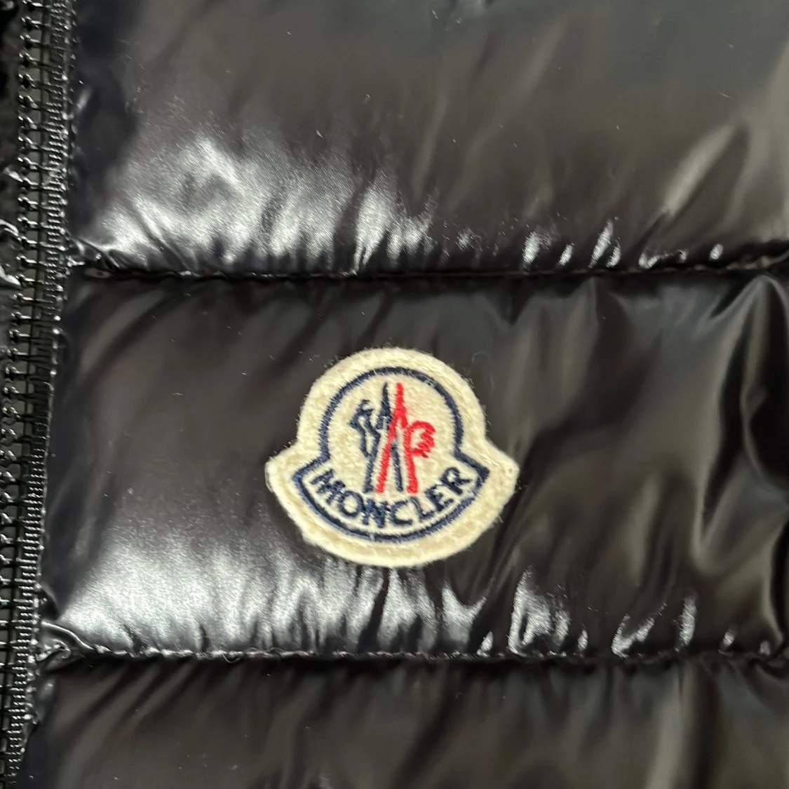Svart dunväst från Moncler - 1