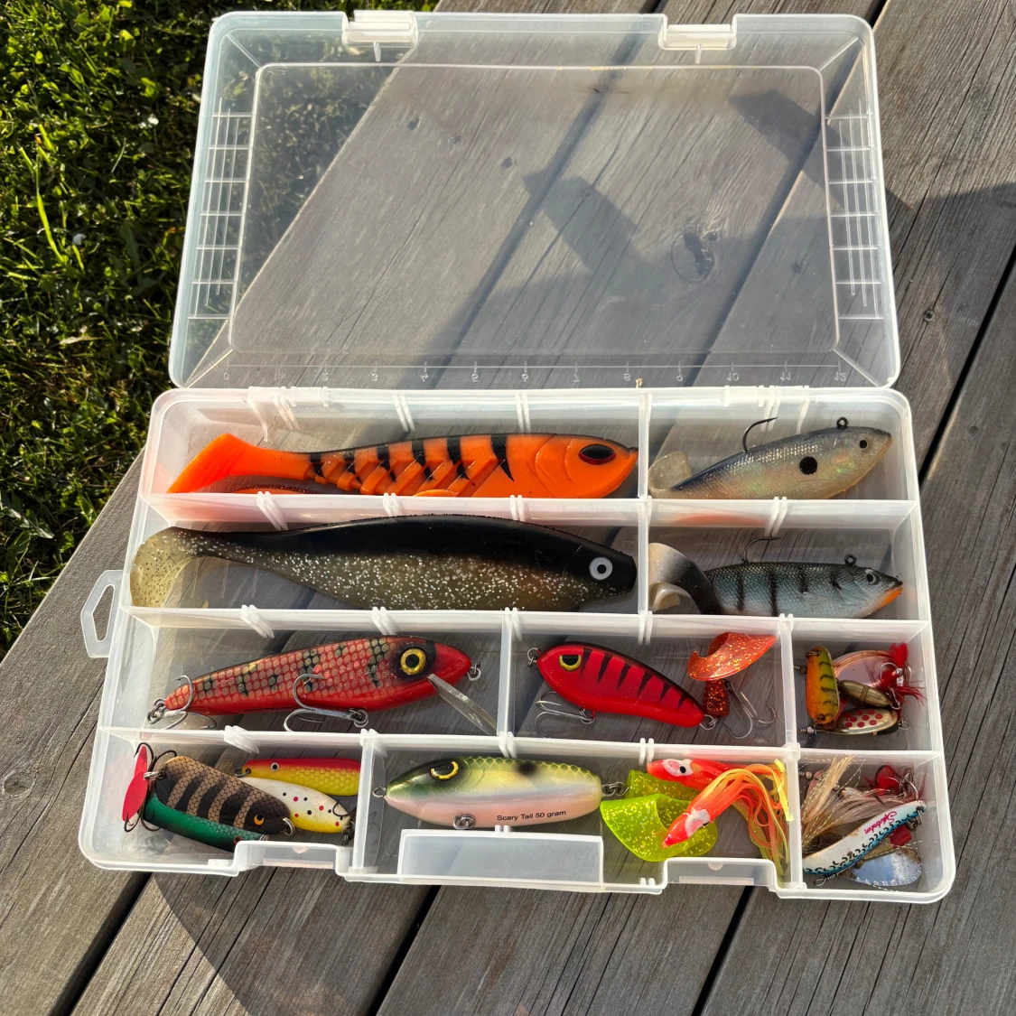 Fiskedrag i plastlåda - 3