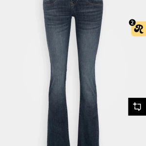 Mörkblå bootcut jeans - Säljer mina Ltb jeans i mycket bra skick💓