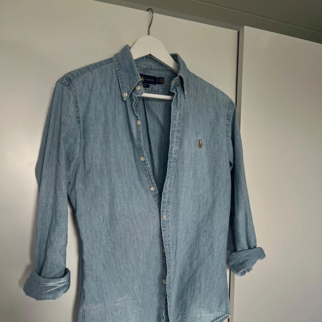 Ljusblå jeansskjorta från Ralph Lauren