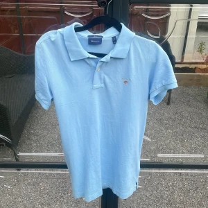 Gant tröja - Denna gant tröja är ny använ 2 gånger ny skick och skit snygg för middag eller en dag på stan pris kan diskuteras 