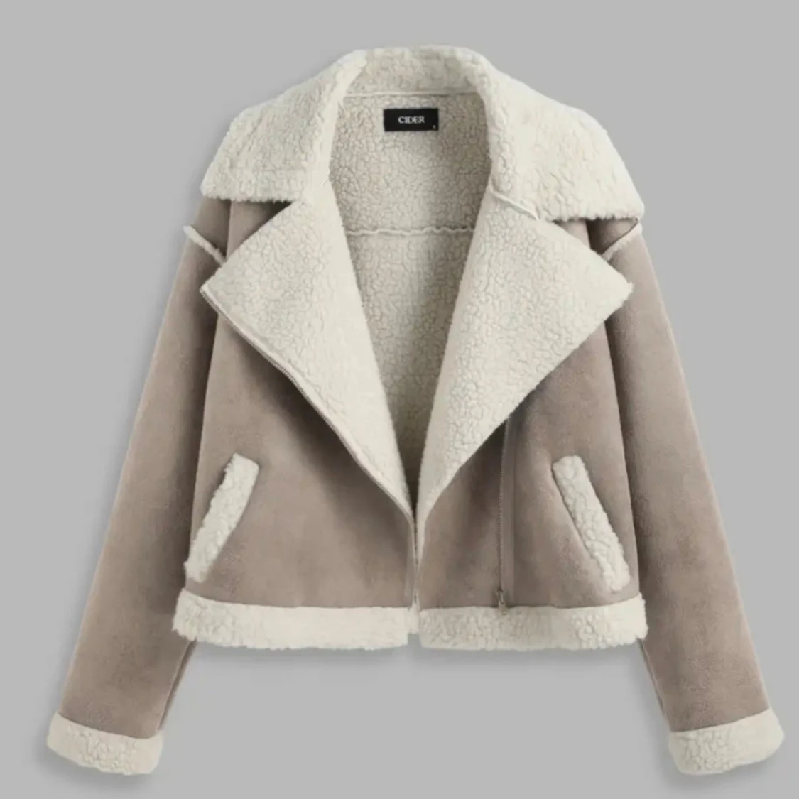 Beige teddyjacka från Cider - 1
