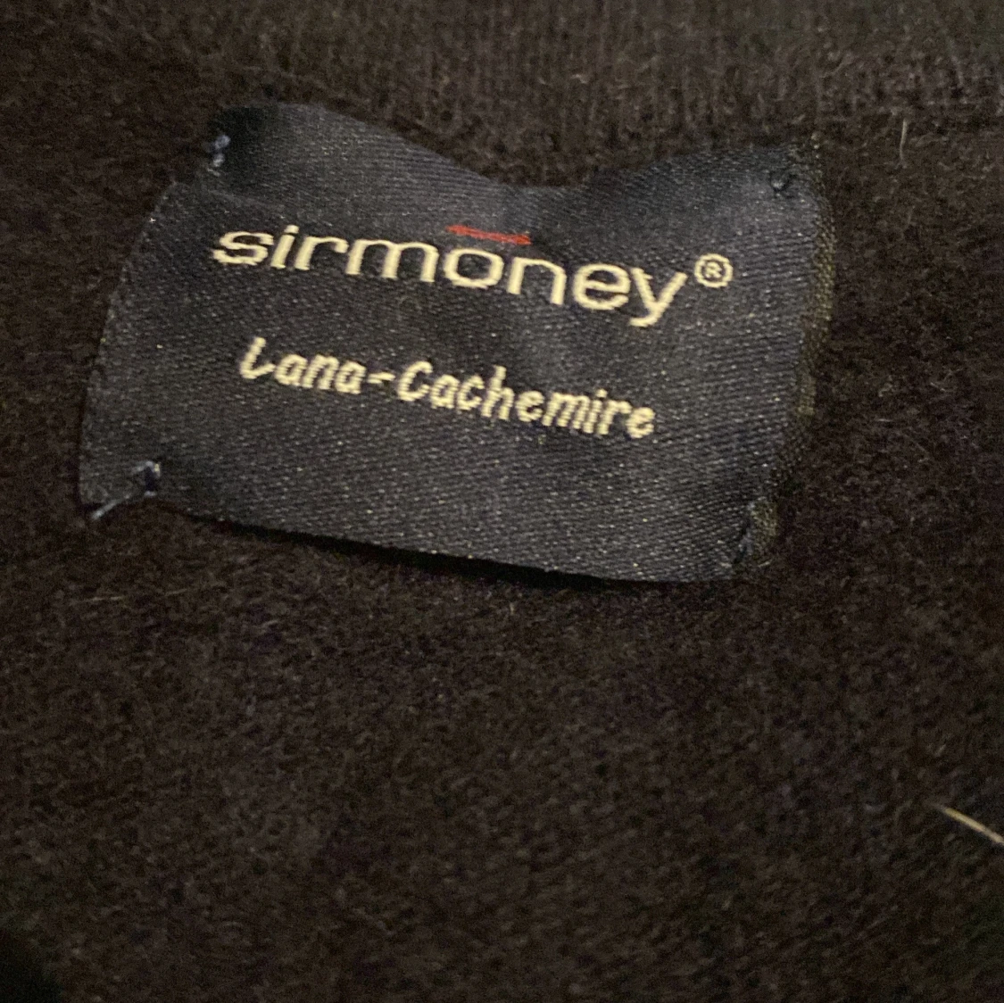 Svart kofta i kashmir/ull från Sirmoney - 1