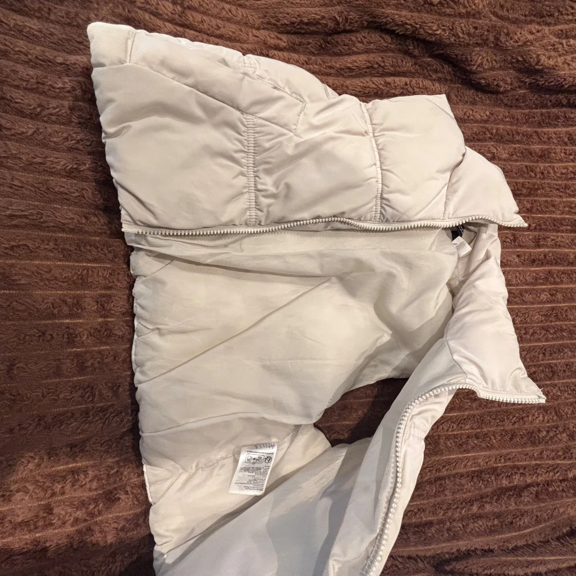 Vit dunväst i XS med hög krage - 3