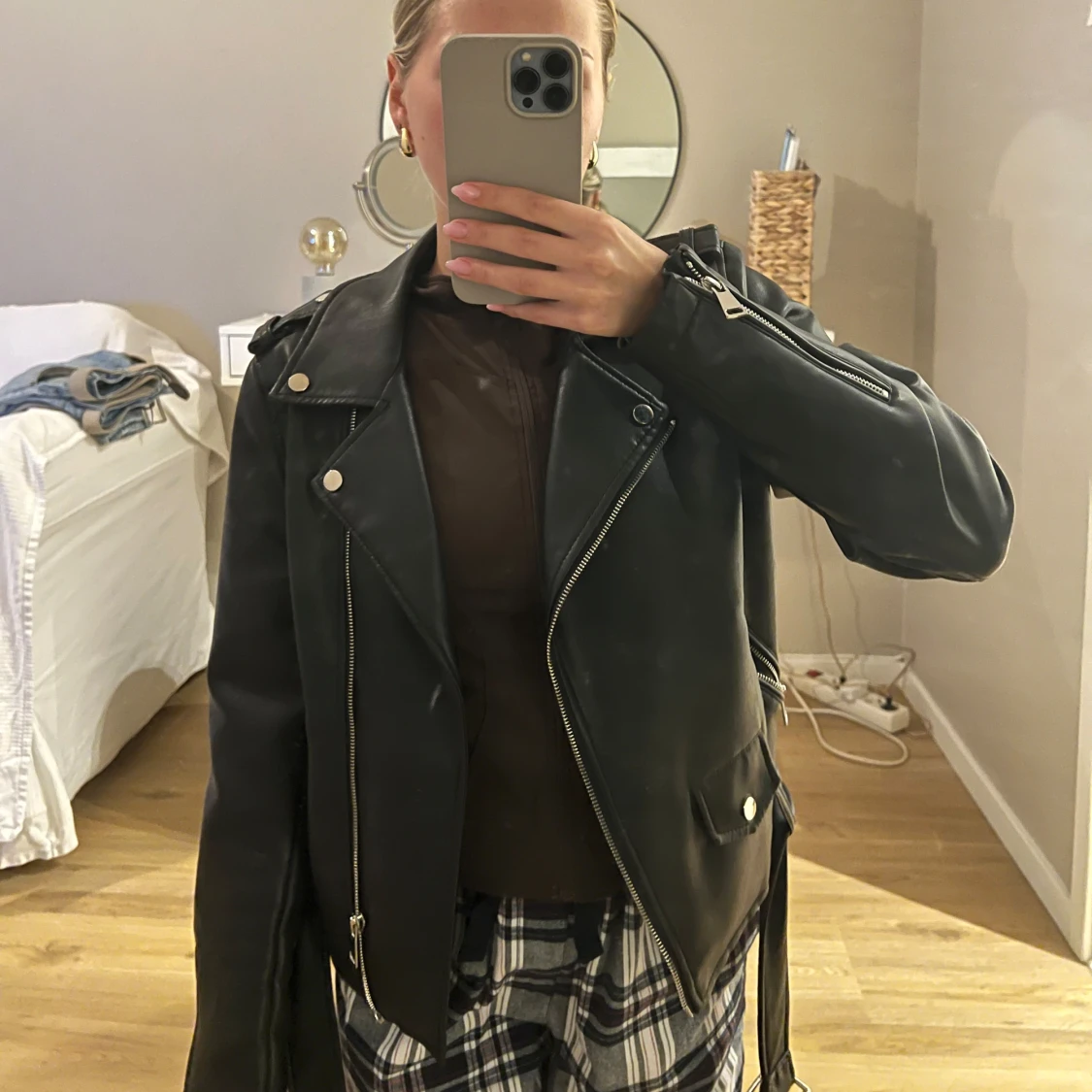 Svart skinnjacka från Giorgia, XL - 1