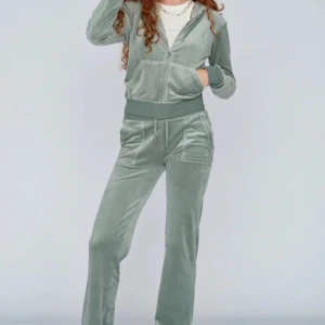 Grönt juicy set xs/S  - Snygg grönt juicy set, använt fåtal gånger. 