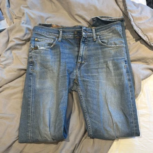 Tiger of sweden jeans  - Säljer mina tiger of sweden jeans billigt då ja behöver pengar. Storlek 31/32 hör av er vid funderingar 