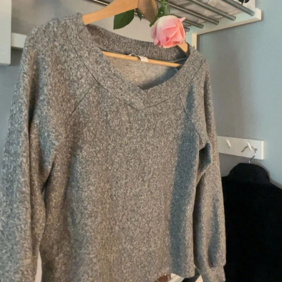 Grå stickad tröja från H&M - 1