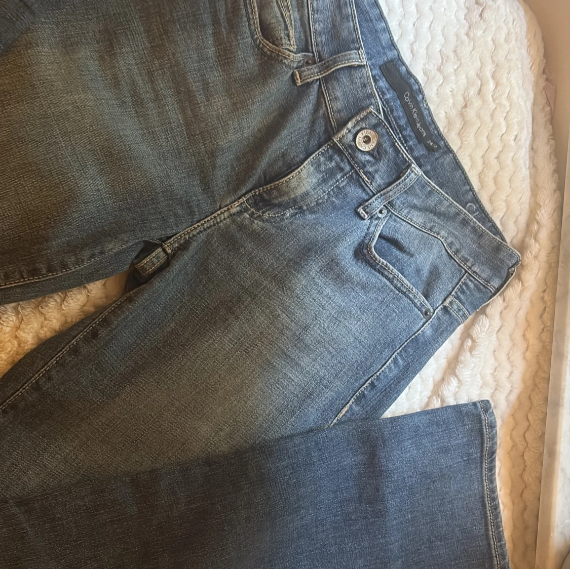 Calvin klein jeans  - 4
