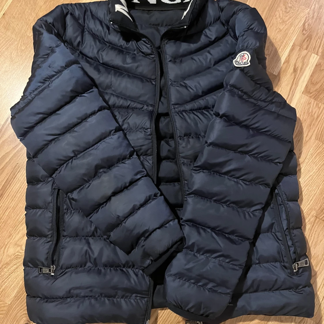 Mörkblå dunjacka från Moncler M - 4