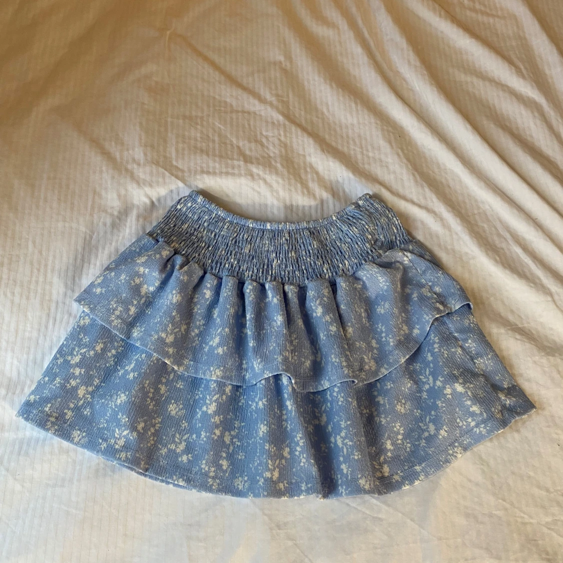 Ljusblå kjol från Gina Tricot - 1