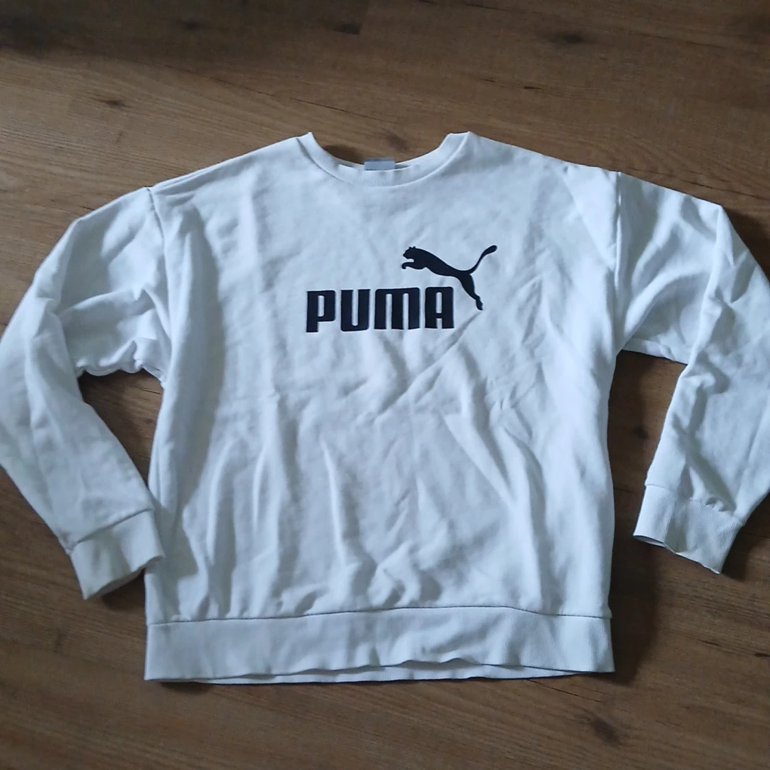 Vit Puma tröja