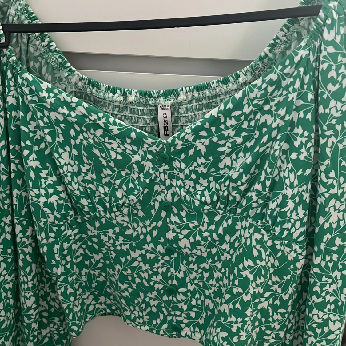 Grön blommig blus - 3