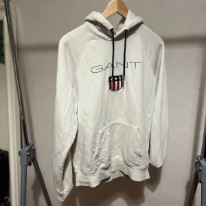 Gant hoodie  - Storlek L sitter som M 