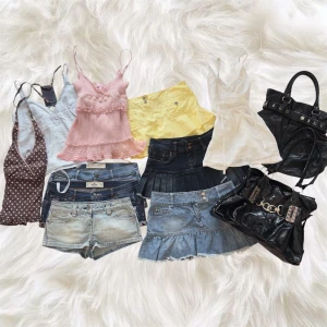 babydoll toppar, jeansshorts och kjolar  - kommer i veckan 🛍️