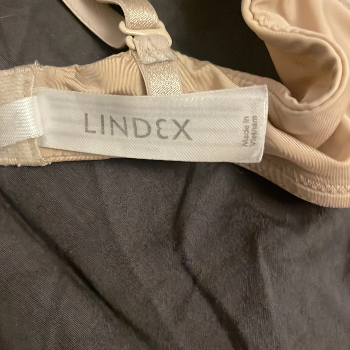 Beige pushup BH från Lindex - 2