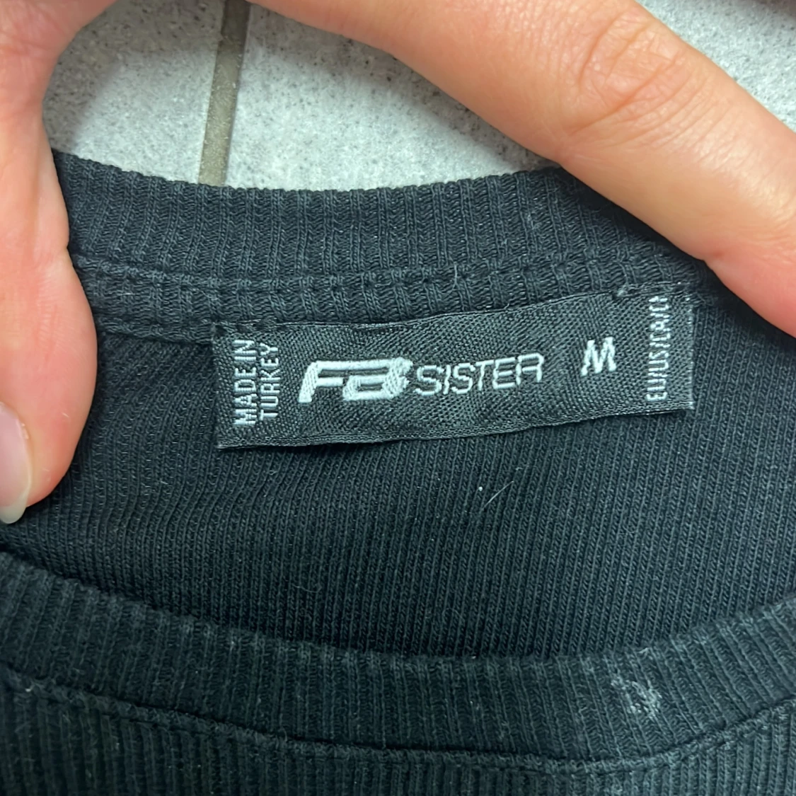 Svart ribbad topp med snörning FB Sister - 2