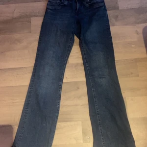 Gina tricot  - Fina jeans från gina young storlek 170☺️