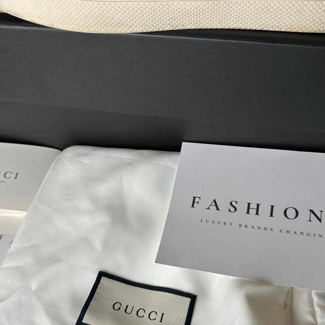 Gucci snake slip ons  - 4