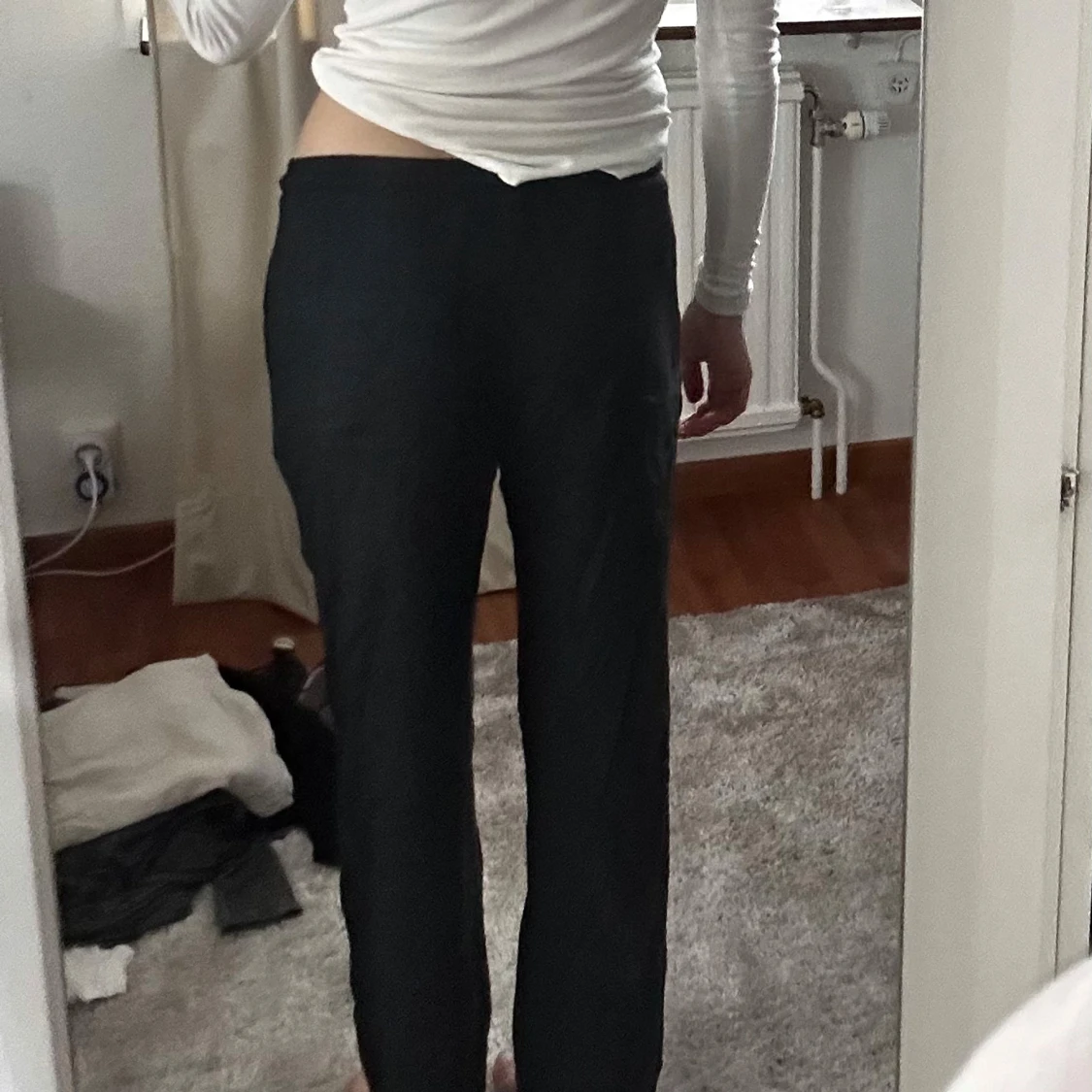 INTRESSEKOLL Svarta linnebyxor - 1