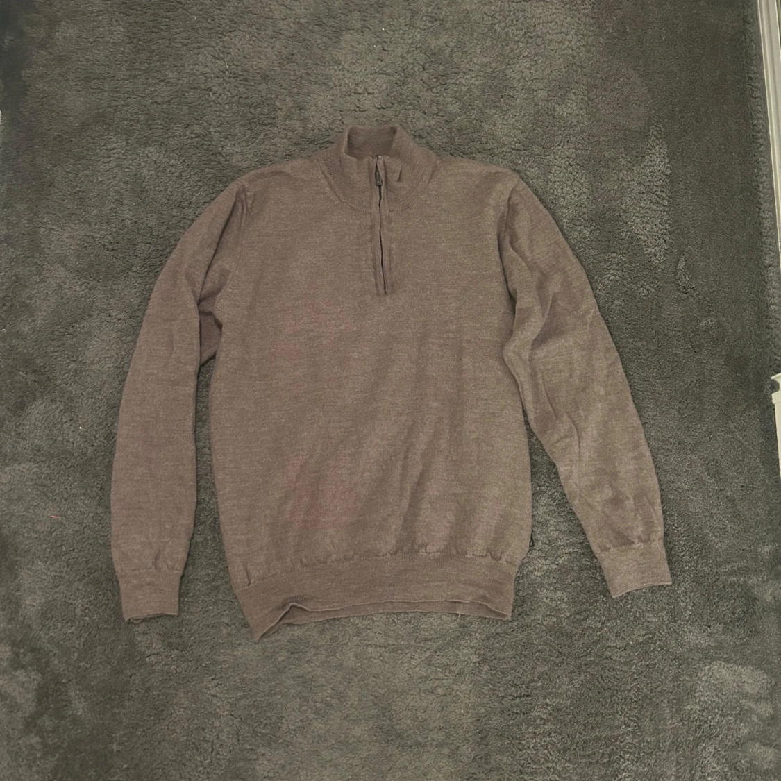 Brun stickad half zip-tröja Sand - 2