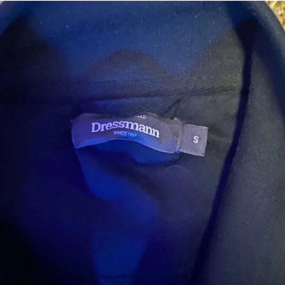 Svart cardigan från Dressmann - 2