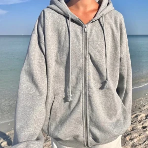 hoodie - jättefin oversized ziphoodie från brandy som tyvärr inte kommer till användning💕