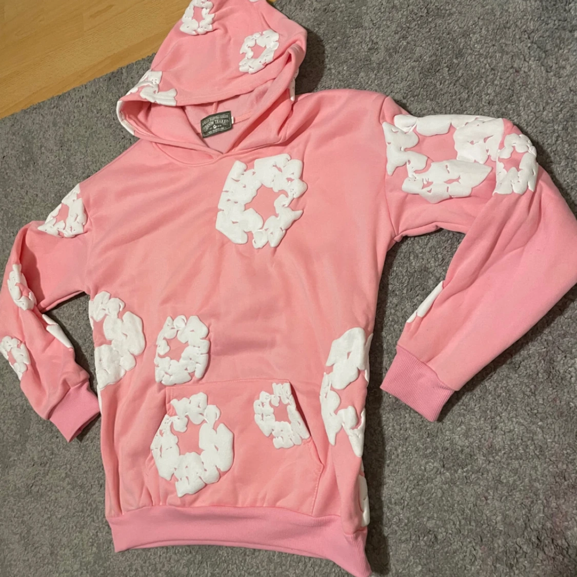 Rosa hoodie från Denim Tears - 3