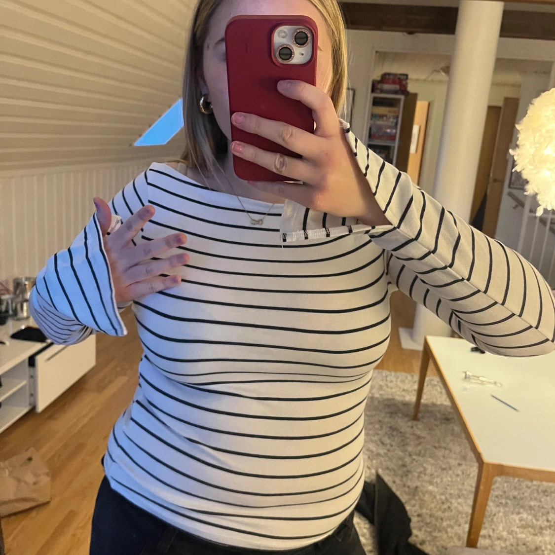 Vit och svart randig långärmad topp - 1