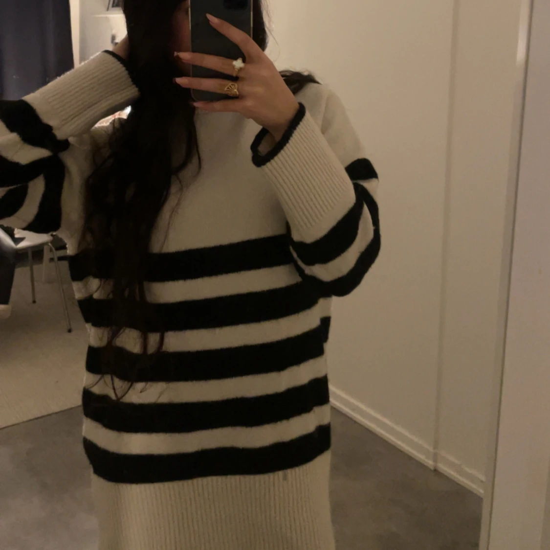 Randig stickad tröja - 1