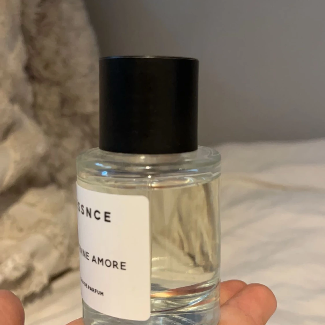 Parfymer från Essnce: Black Velvet och Perenne Amore - 2