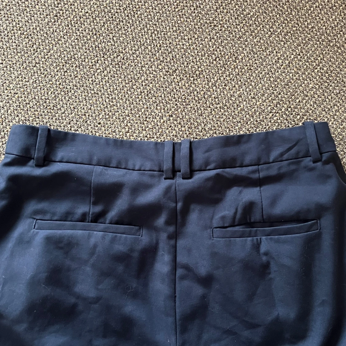 Marinblååa kostymbyxor från Weekday, strl 40 - 3
