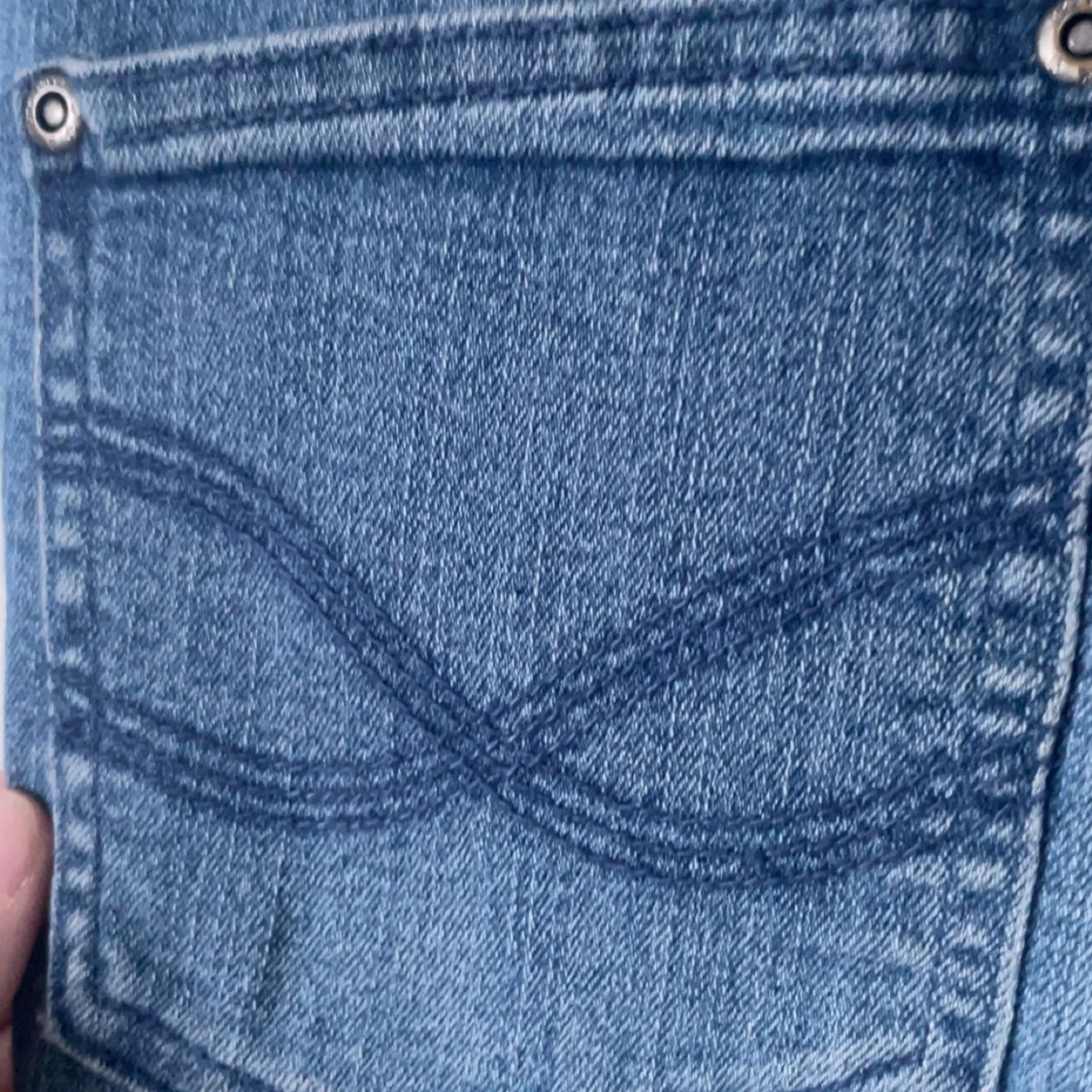 Blå bootcut jeans  - 2