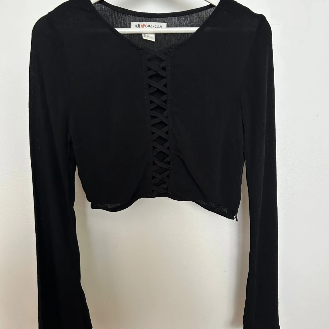 Svart topp från H&M  - 3
