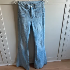 Snygga jeans - Super snygga jeans som tyvärr är försmå för mig🩵🩵